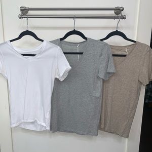 Everlane V Neck Bundle
